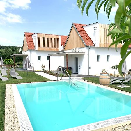 Weinberg Chalets Eisenberg an der Pinka ภายนอก รูปภาพ